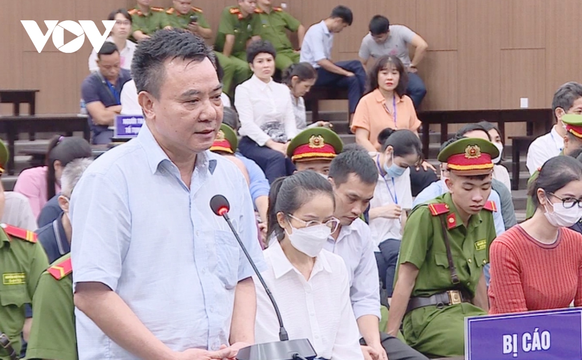 Vụ “chuyến bay giải cứu”: Bị cáo Nguyễn Anh Tuấn trách Hoàng Văn Hưng